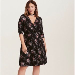 ❌SOLD❌ Torrid Black Floral Faux-Wrap Dress